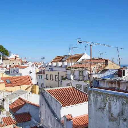 2 Guest In The Center Of Alfama * Lisbon